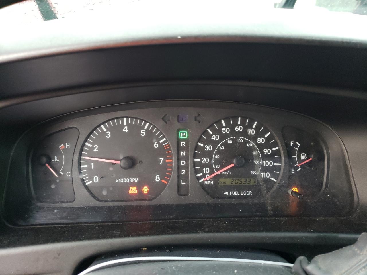 2000 Toyota Sienna Le VIN: 4T3ZF13C3YU245254 Lot: 61238234