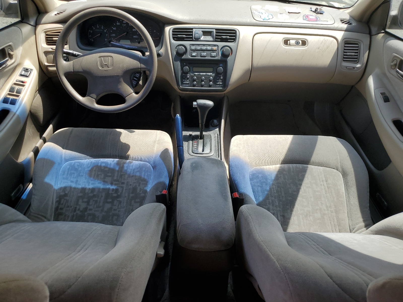 1HGCG6670YA036066 2000 Honda Accord Ex