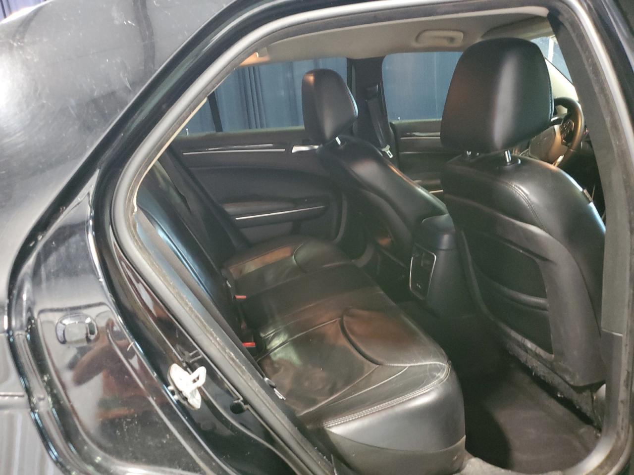 2016 Chrysler 300 Limited VIN: 2C3CCAAG3GH313799 Lot: 65197004