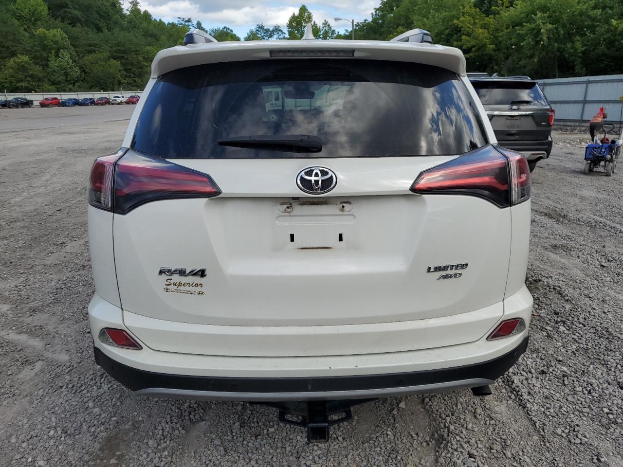 2018 Toyota Rav4 Limited VIN: 2T3DFREV0JW852306 Lot: 62446204