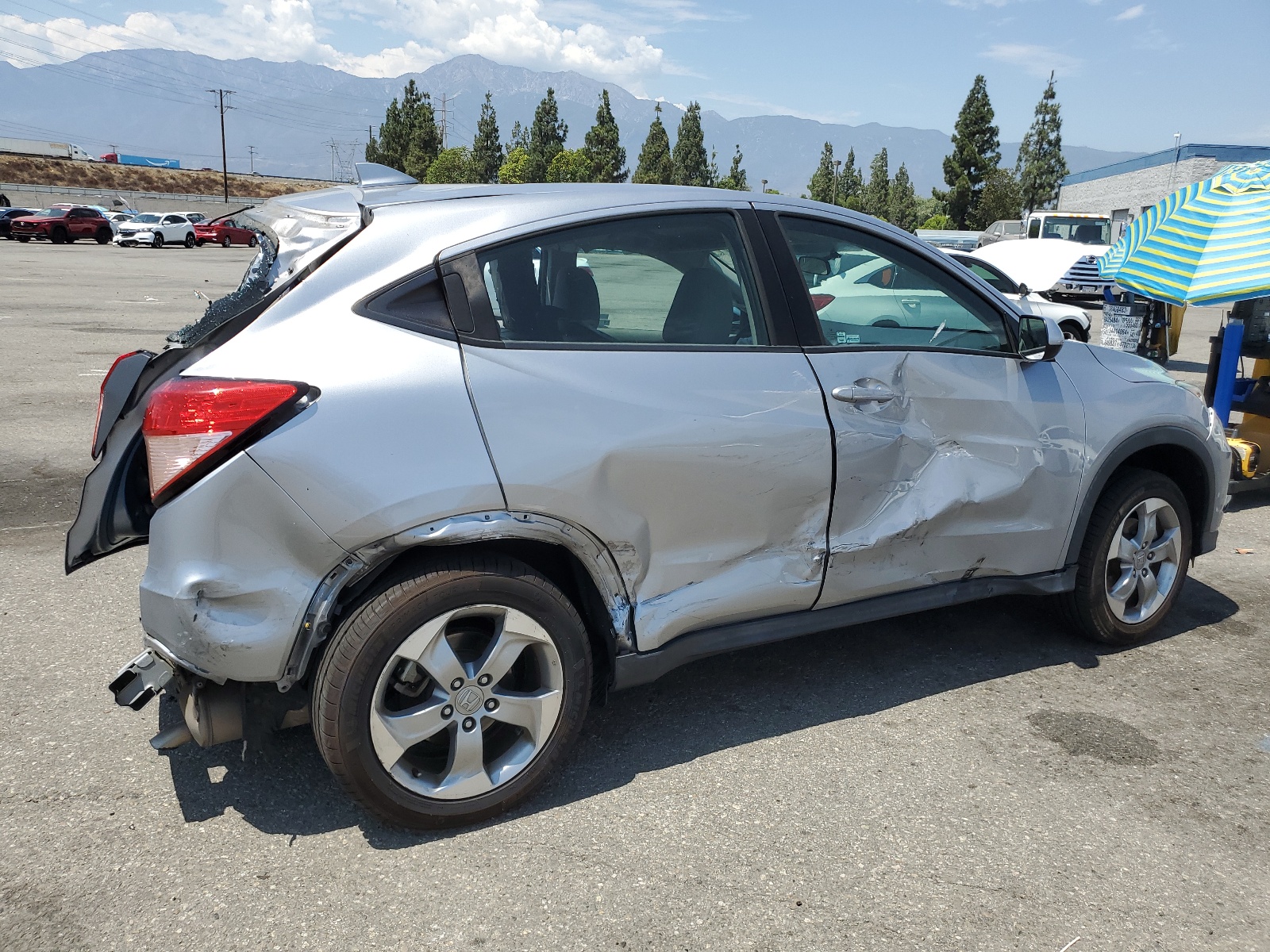 2018 Honda Hr-V Lx vin: 3CZRU5H30JM715733