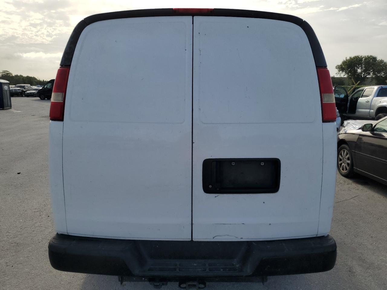 2016 Chevrolet Express G2500 VIN: 1GCWGAFF1G1182612 Lot: 64154744