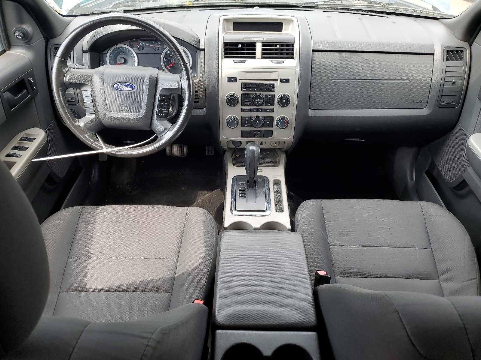 1FMCU0D76AKD26153 2010 Ford Escape Xlt