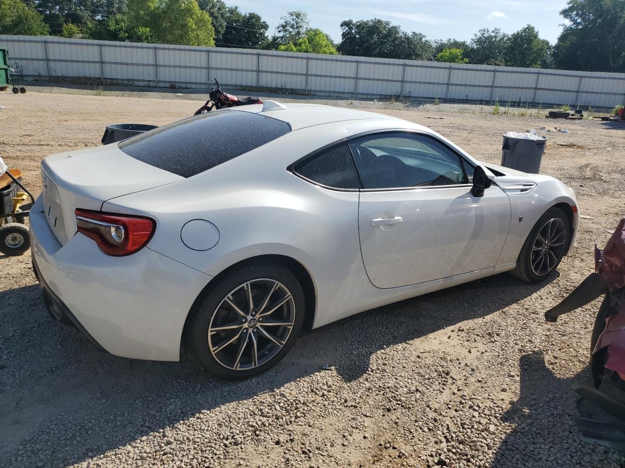 2017 Toyota 86 Base VIN: JF1ZNAA13H8705478 Lot: 61643444