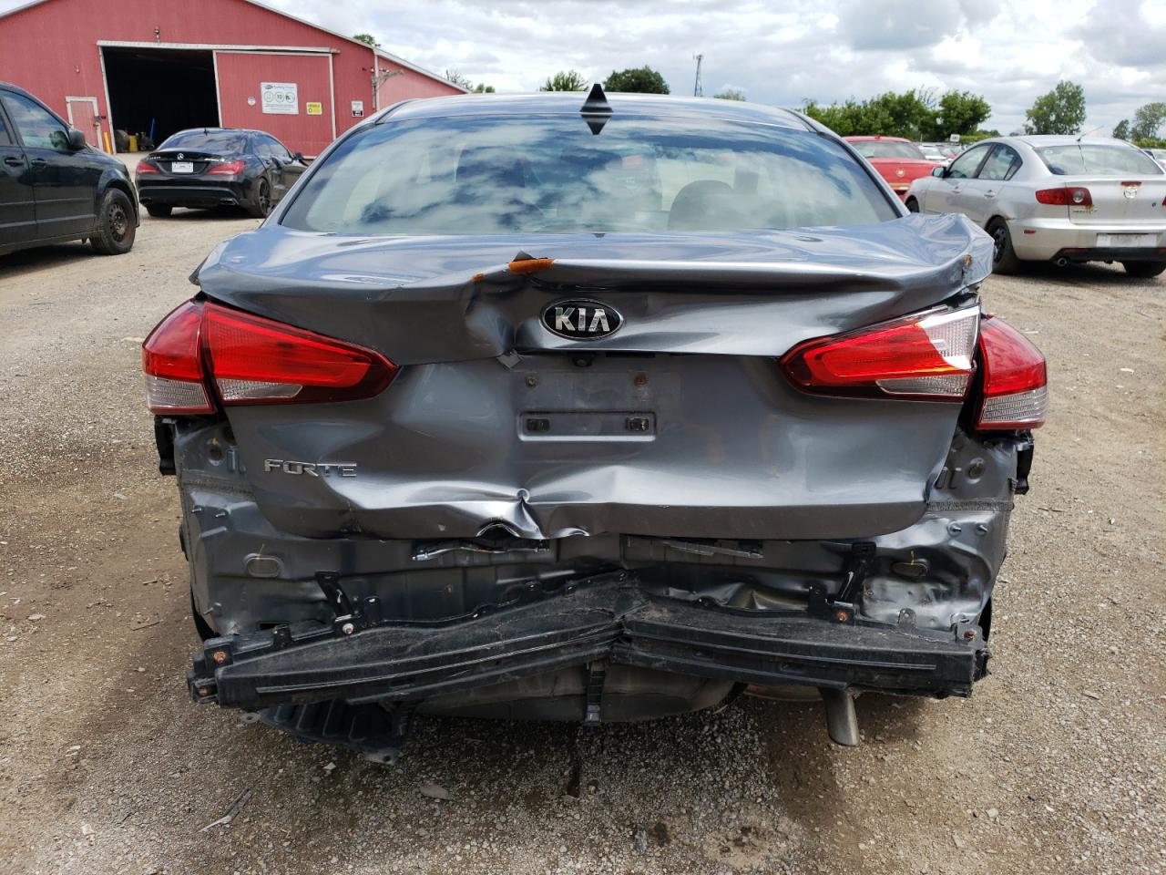 2018 Kia Forte Lx VIN: 3KPFL4A72JE204490 Lot: 62617584