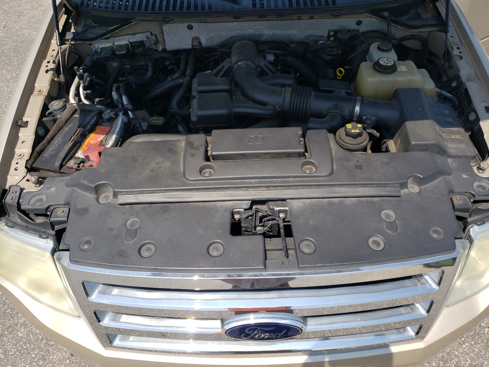 1FMFU15538LA18135 2008 Ford Expedition Xlt