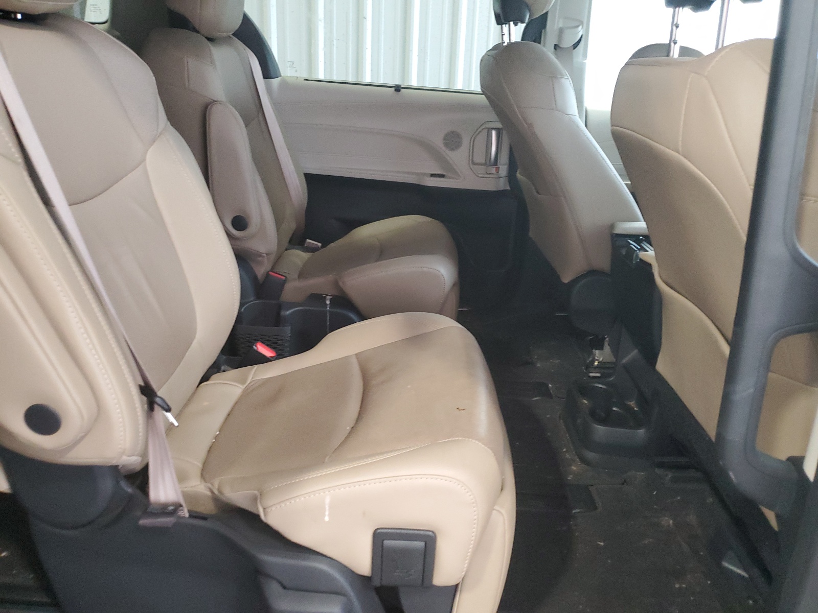 5TDZRKEC5MS049953 2021 Toyota Sienna Limited