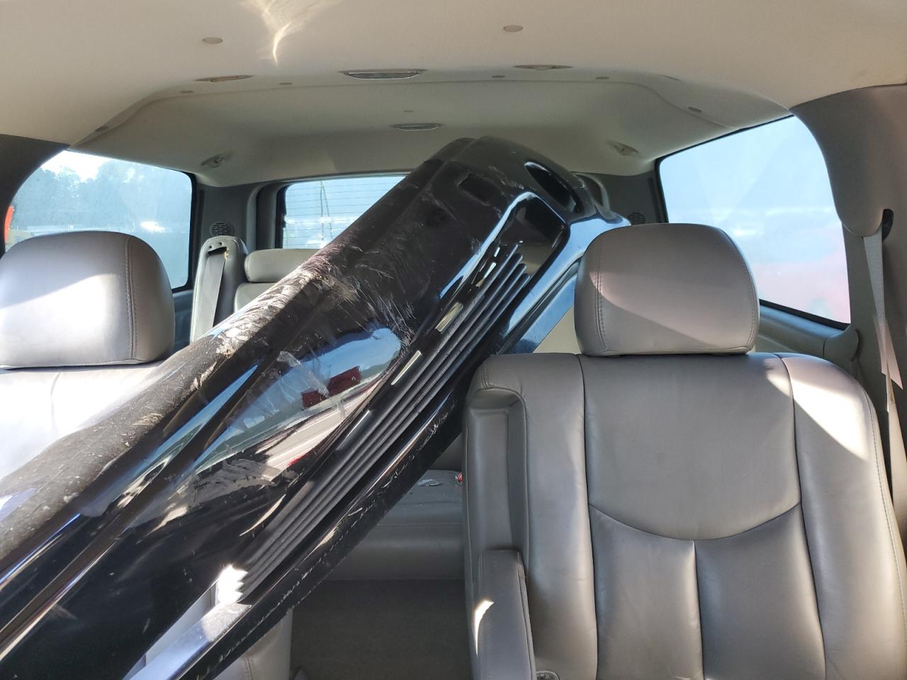 2004 GMC Yukon Xl Denali VIN: 1GKFK66U74J107052 Lot: 63528874