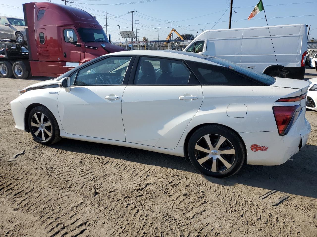 2017 Toyota Mirai - Image 2