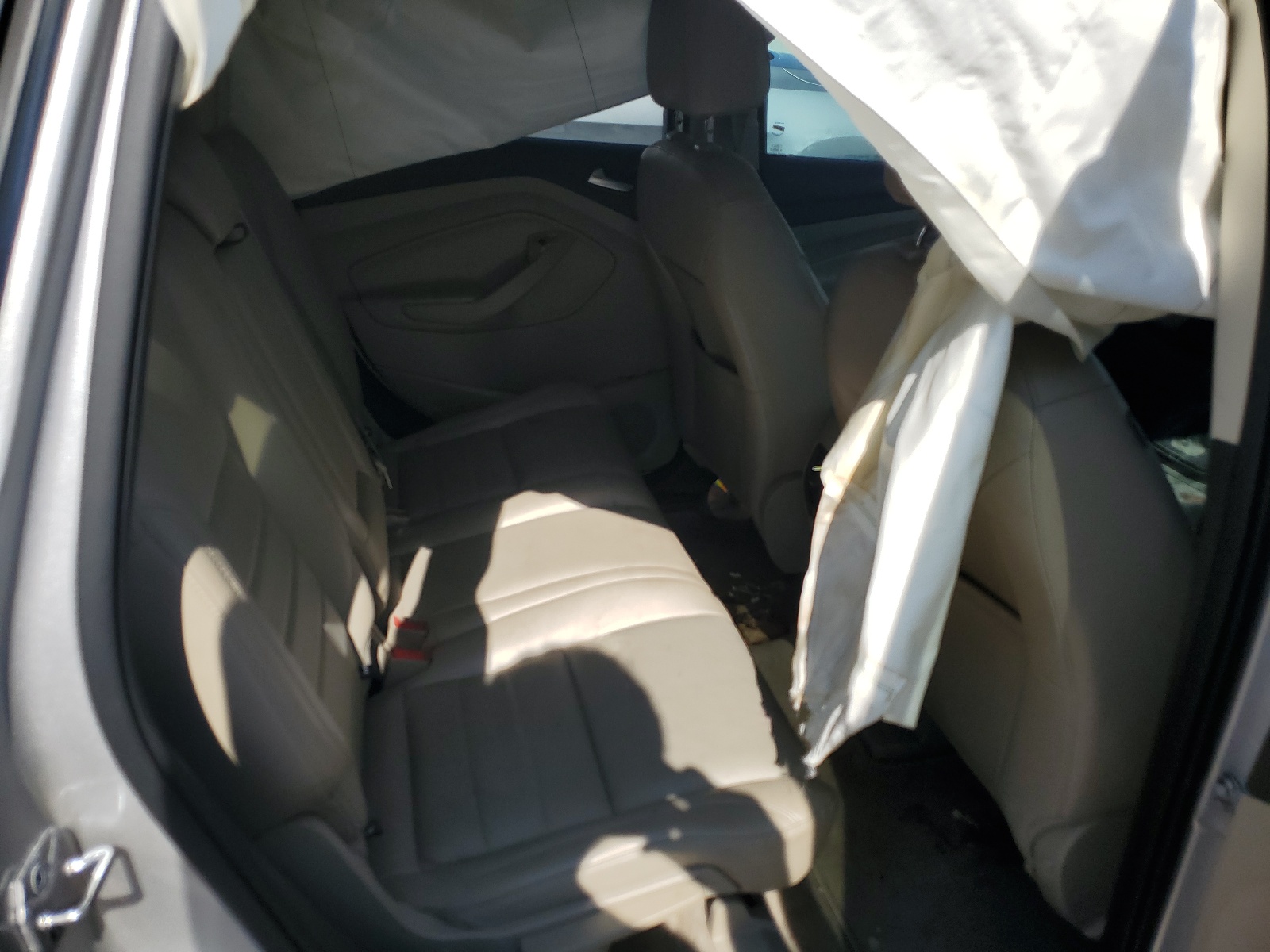 1FMCU0J91GUC35519 2016 Ford Escape Titanium