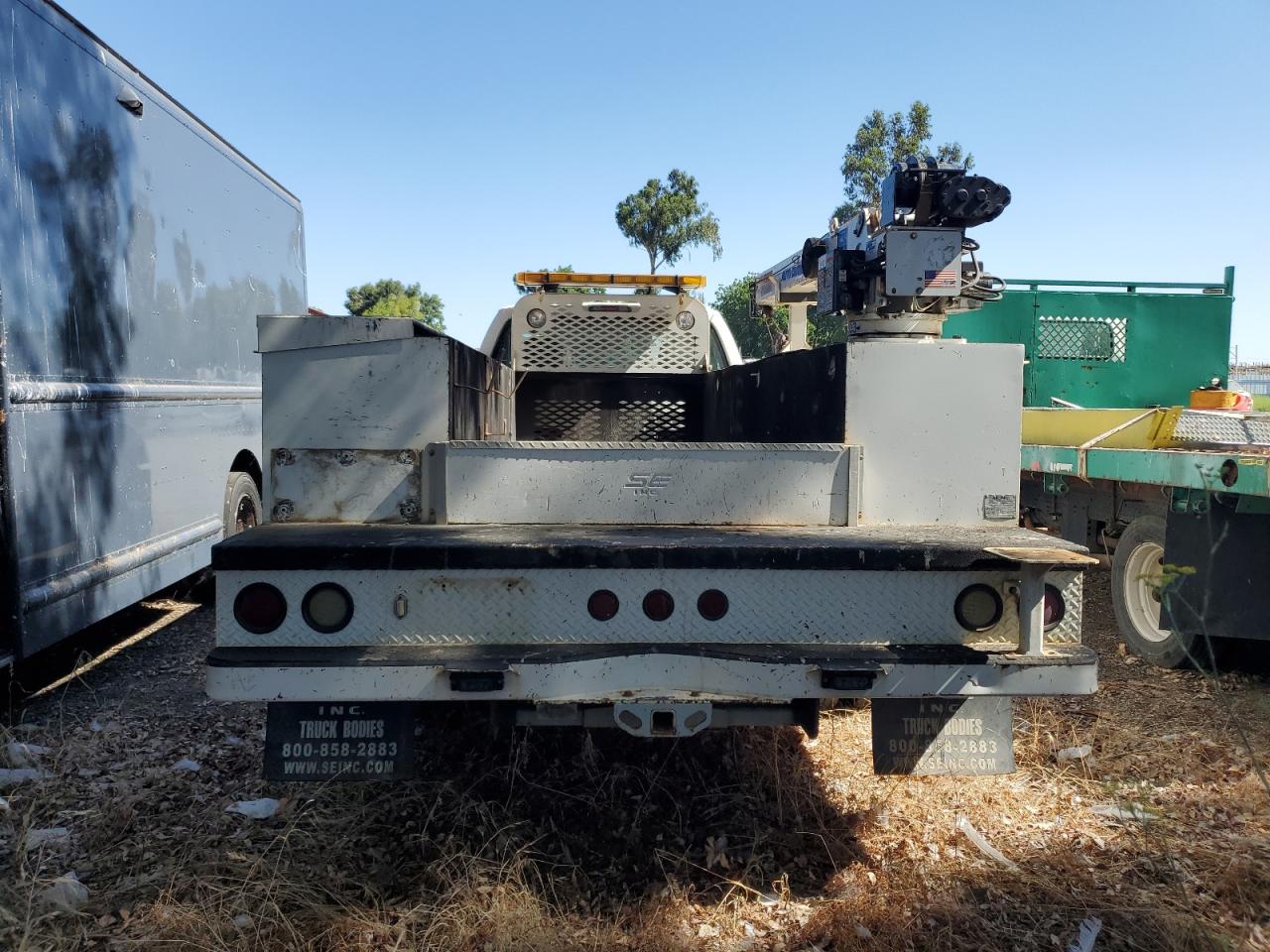 2011 Ford F550 Super Duty VIN: 1FDUF5GT5BEA03040 Lot: 64457944