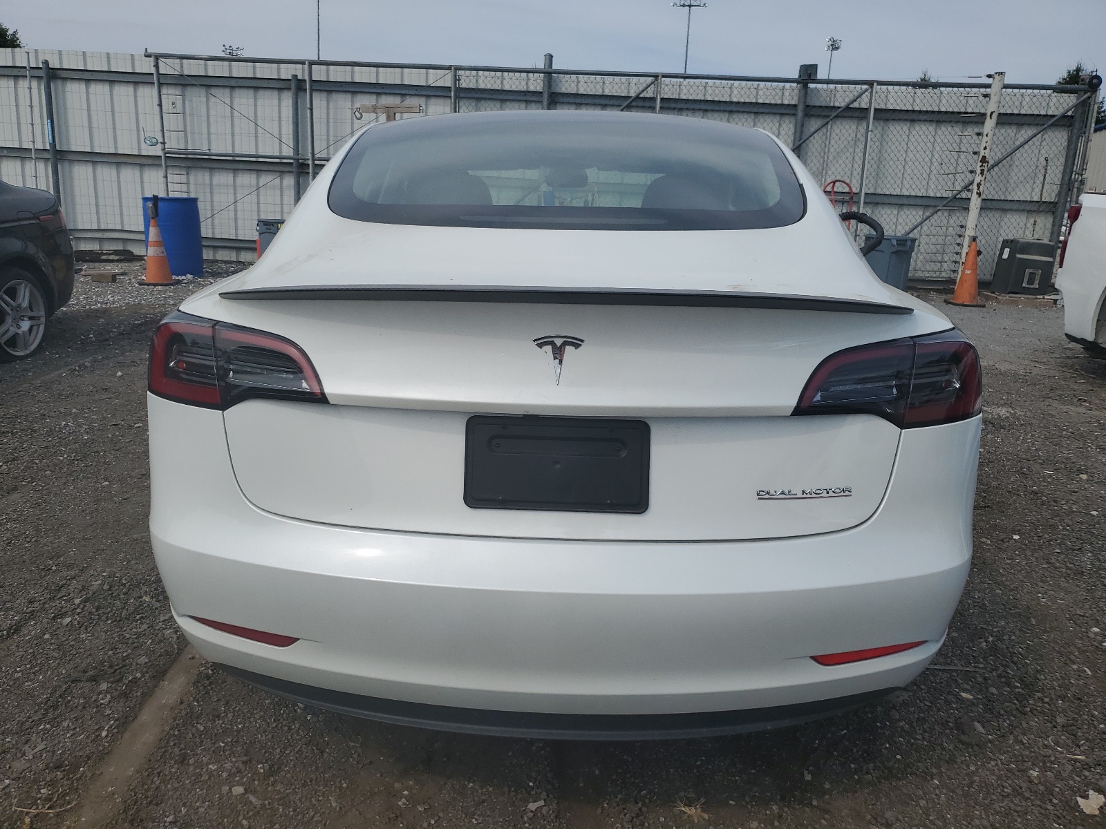 5YJ3E1EC1PF709488 2023 Tesla Model 3