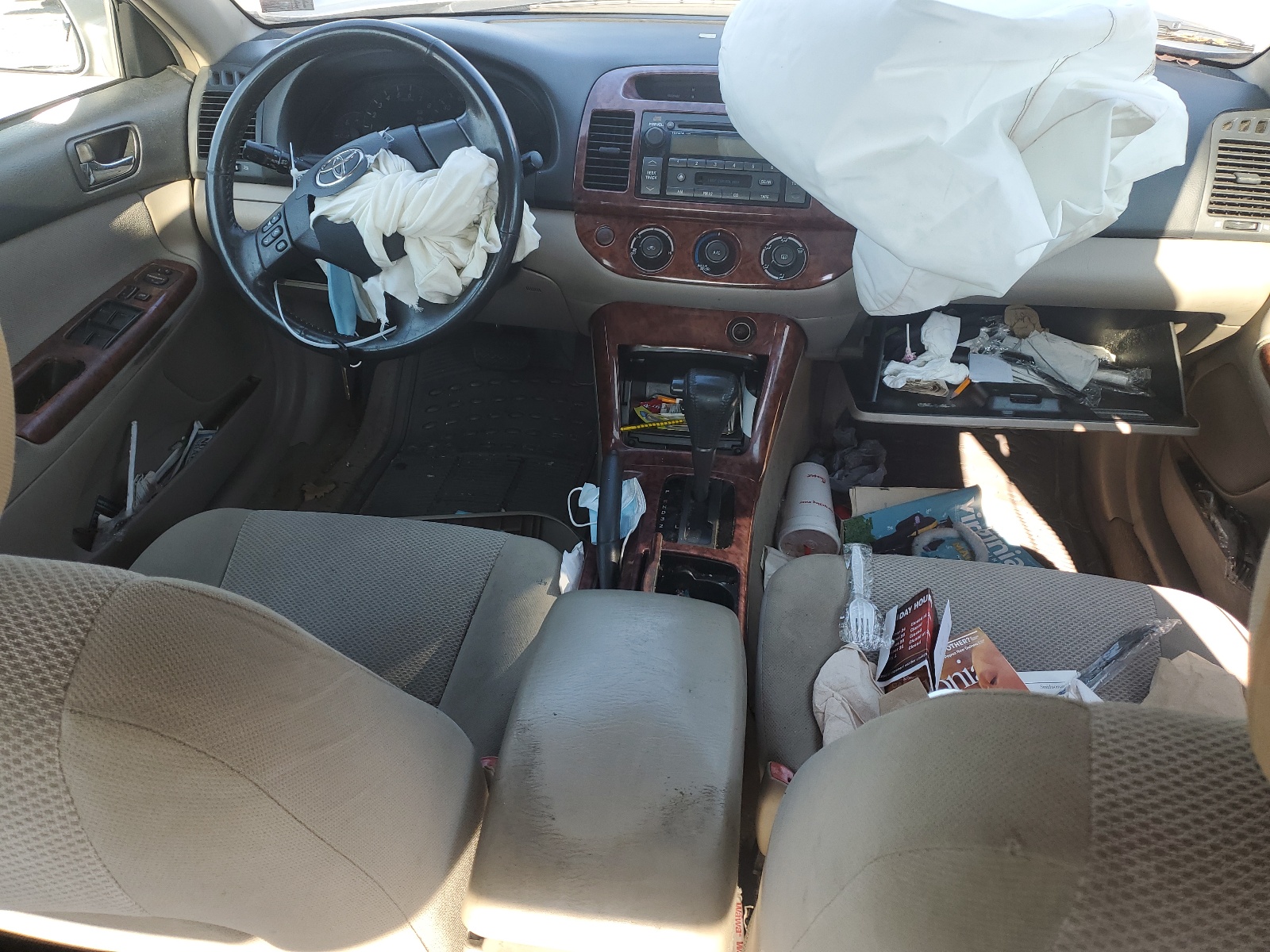 4T1BE32K75U530908 2005 Toyota Camry Le