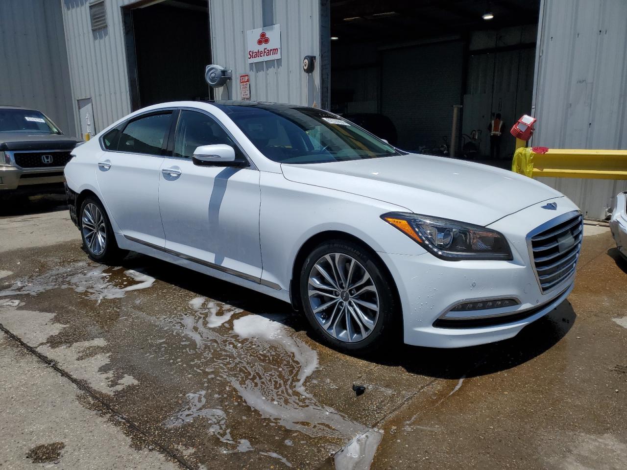 2016 Hyundai Genesis 3.8L VIN: KMHGN4JE8GU118443 Lot: 62896894