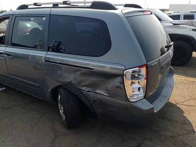 2008 Kia Sedona Ex VIN: KNDMB233886257686 Lot: 64204044