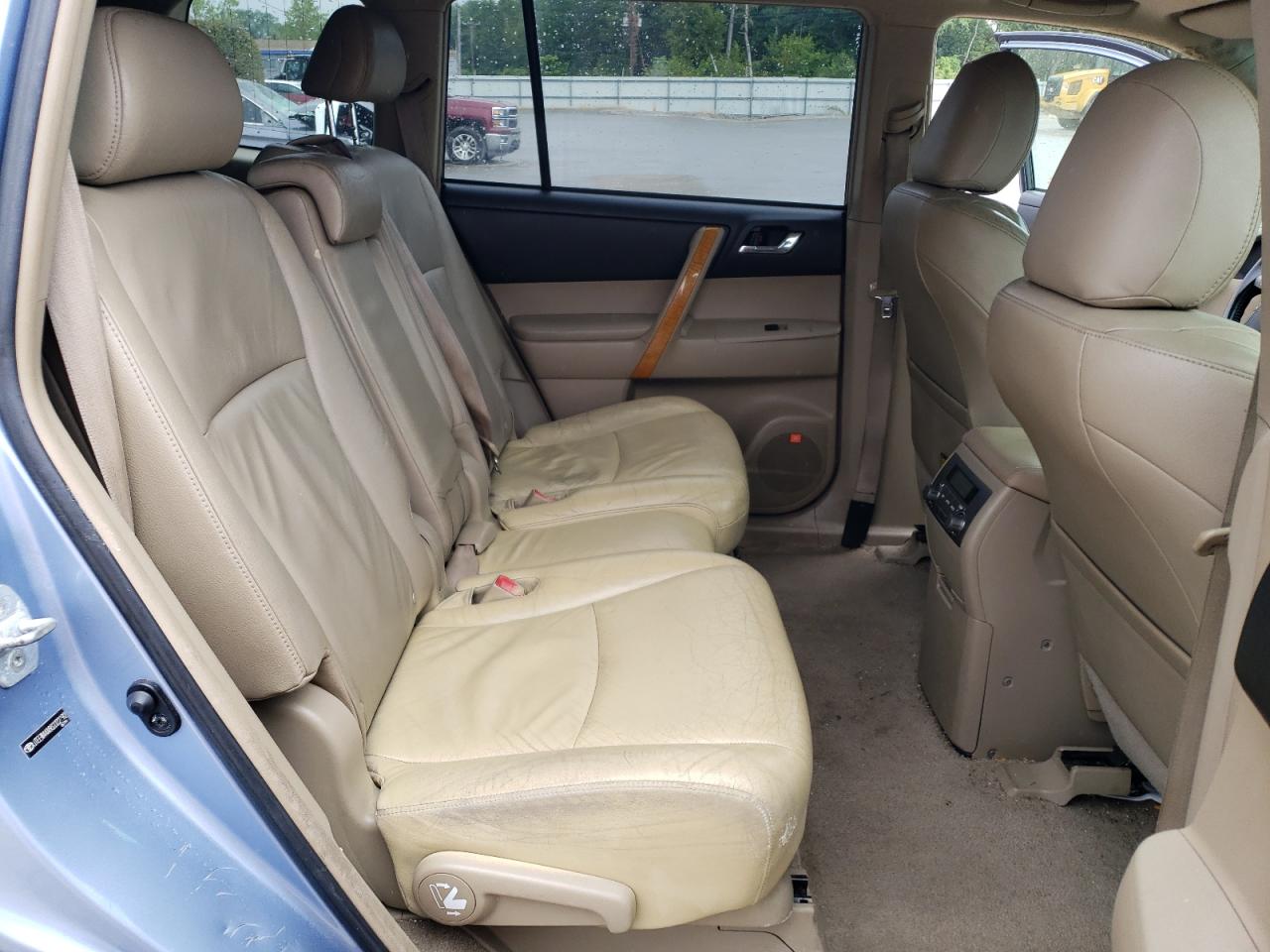 2008 Toyota Highlander Hybrid Limited VIN: JTEEW44A882022192 Lot: 65252984