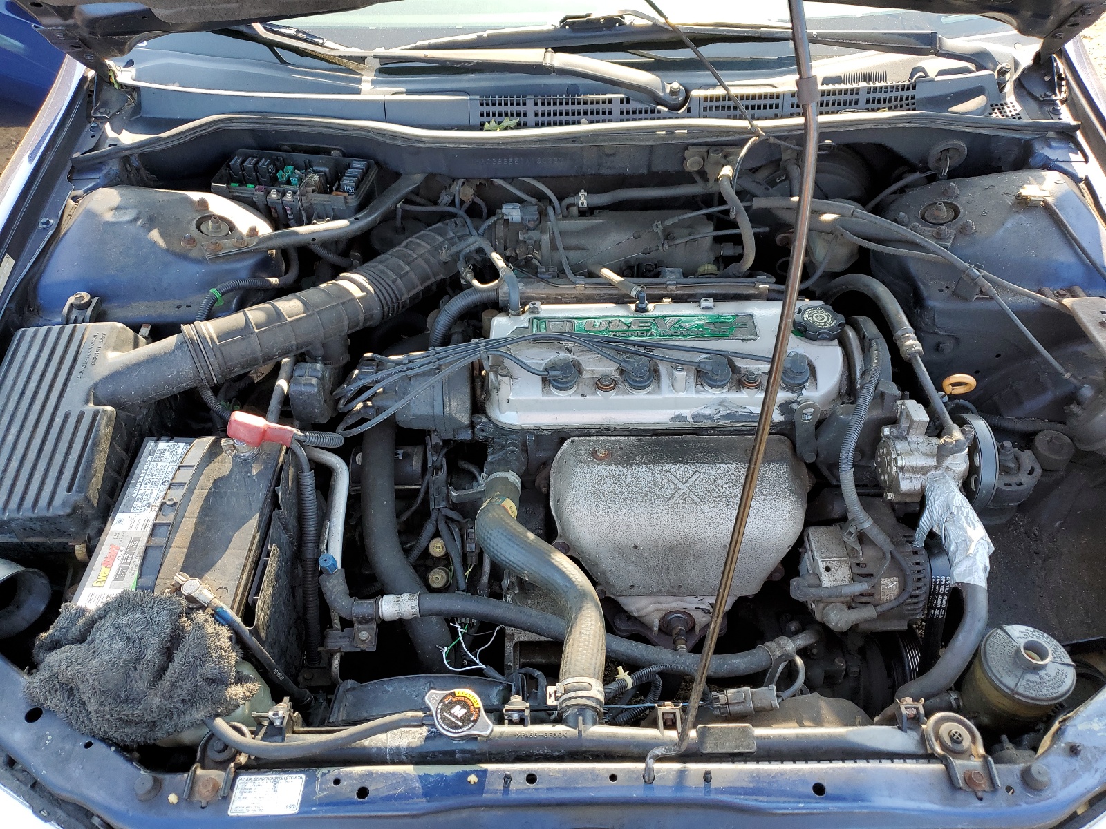 1HGCG66551A130237 2001 Honda Accord Lx