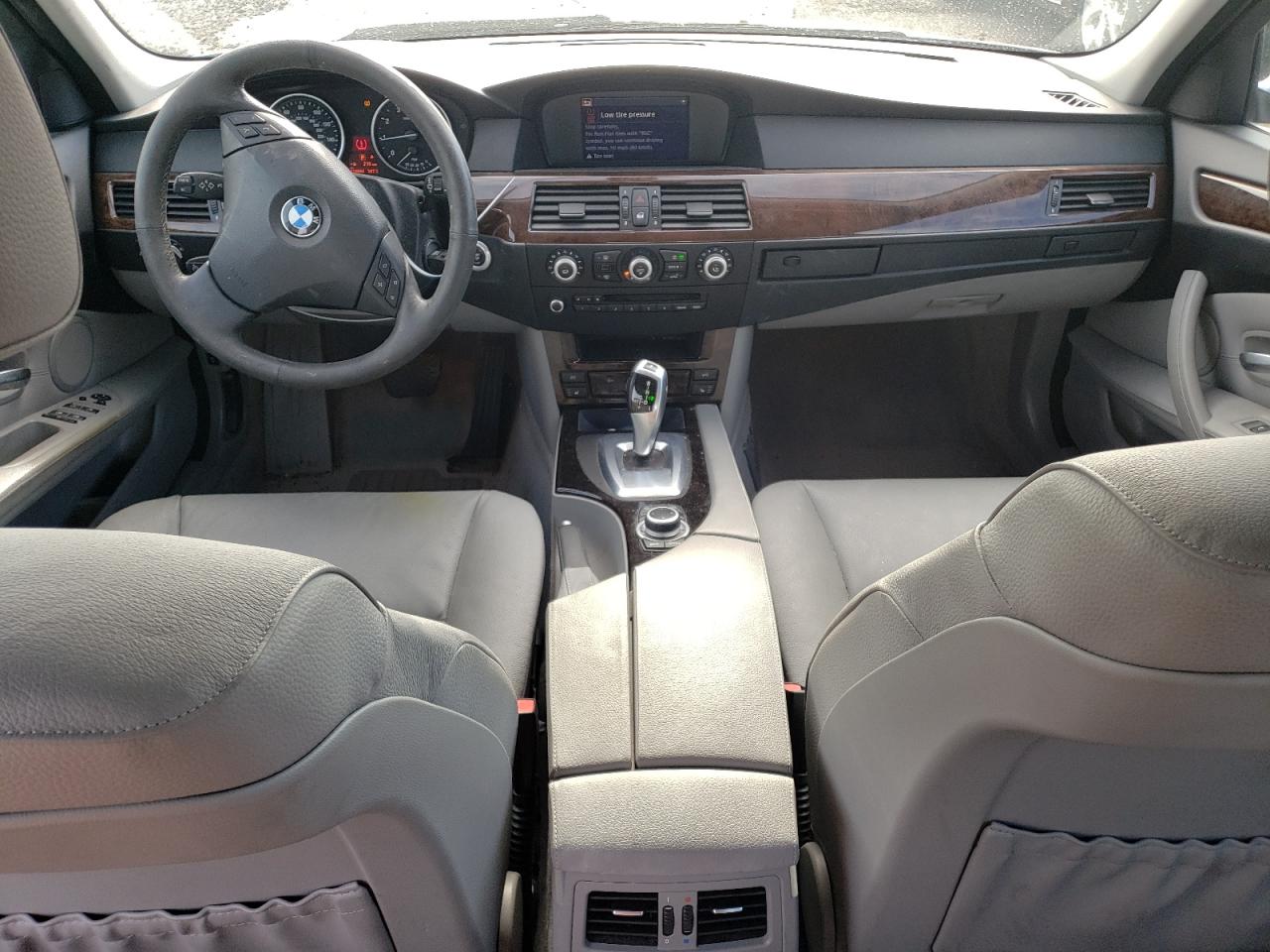 2010 BMW 528 Xi VIN: WBANV1C53AC445463 Lot: 65005034