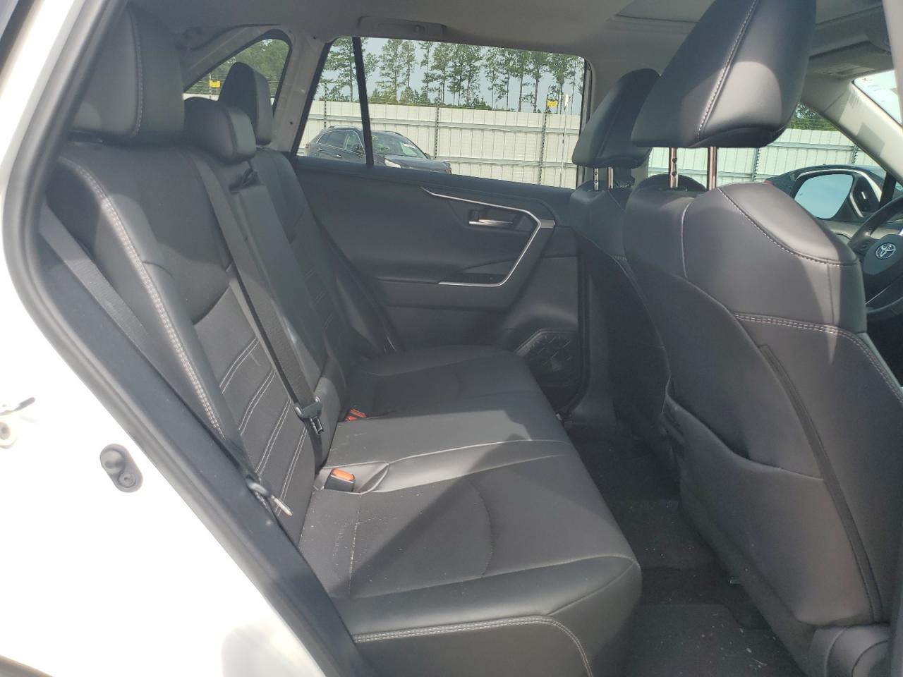 2019 Toyota Rav4 Limited VIN: 2T3Y1RFV1KW016908 Lot: 64562214