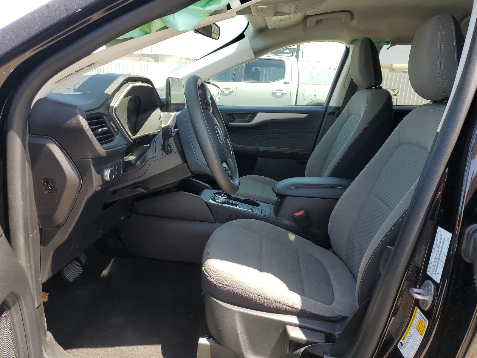 1FMCU0G6XNUA68992 2022 Ford Escape Se