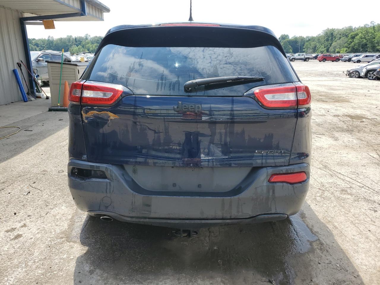 2015 Jeep Cherokee Sport VIN: 1C4PJLAB5FW590358 Lot: 61264664