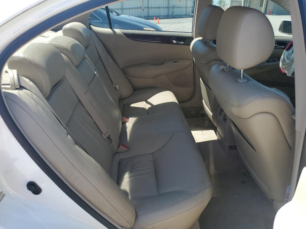 2003 Lexus Es 300 VIN: JTHBF30G430102054 Lot: 62075414