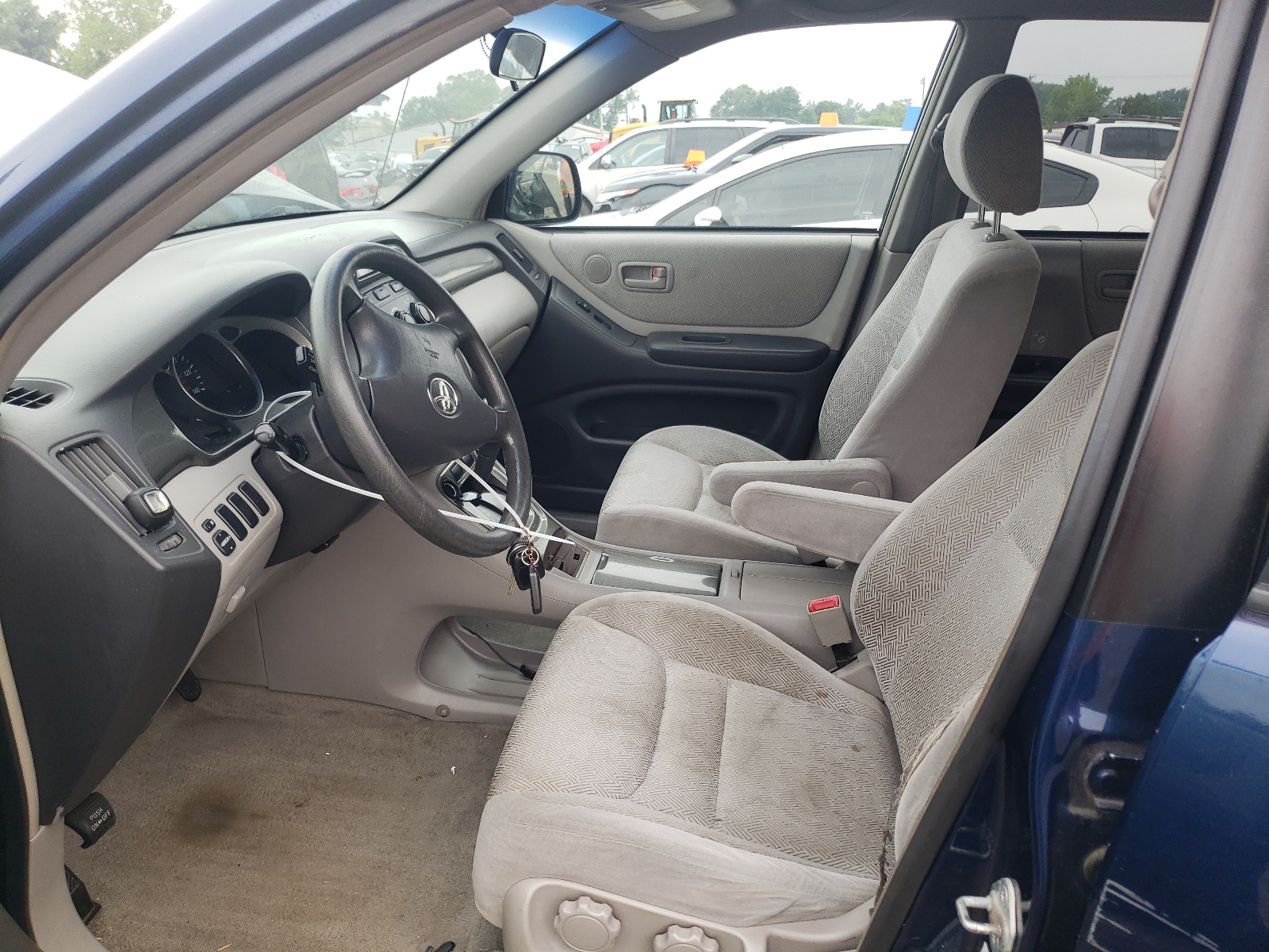 JTEHD21AX20012231 2002 Toyota Highlander