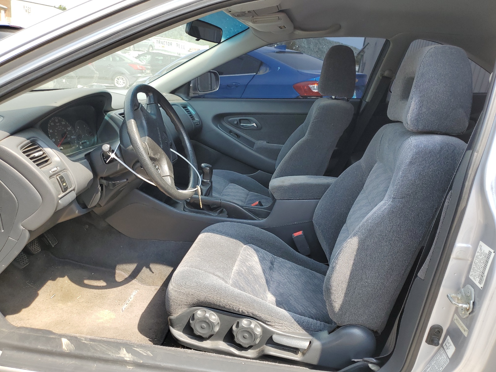 1HGCG31421A032800 2001 Honda Accord Lx