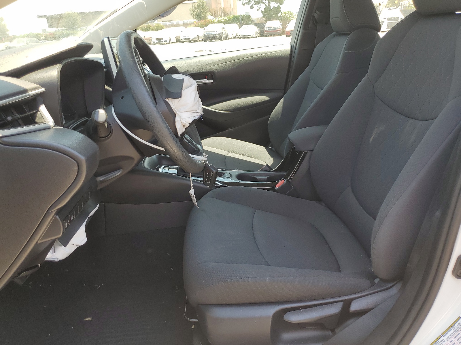 2020 Toyota Corolla Le vin: 5YFEPRAE5LP138773