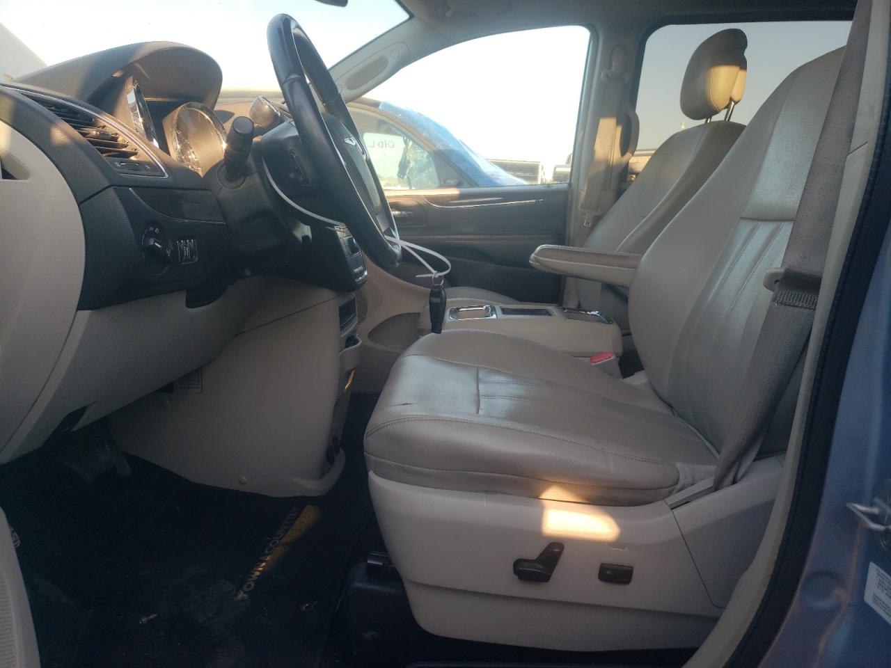 2013 Chrysler Town & Country Touring VIN: 2C4RC1BG9DR525746 Lot: 61931624