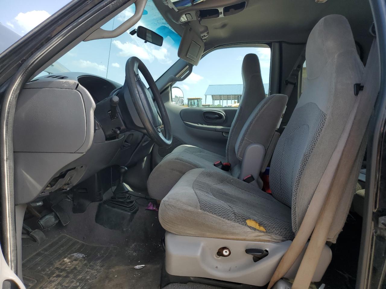 2000 Ford F150 VIN: 1FTRX18L8YNB20361 Lot: 61749944