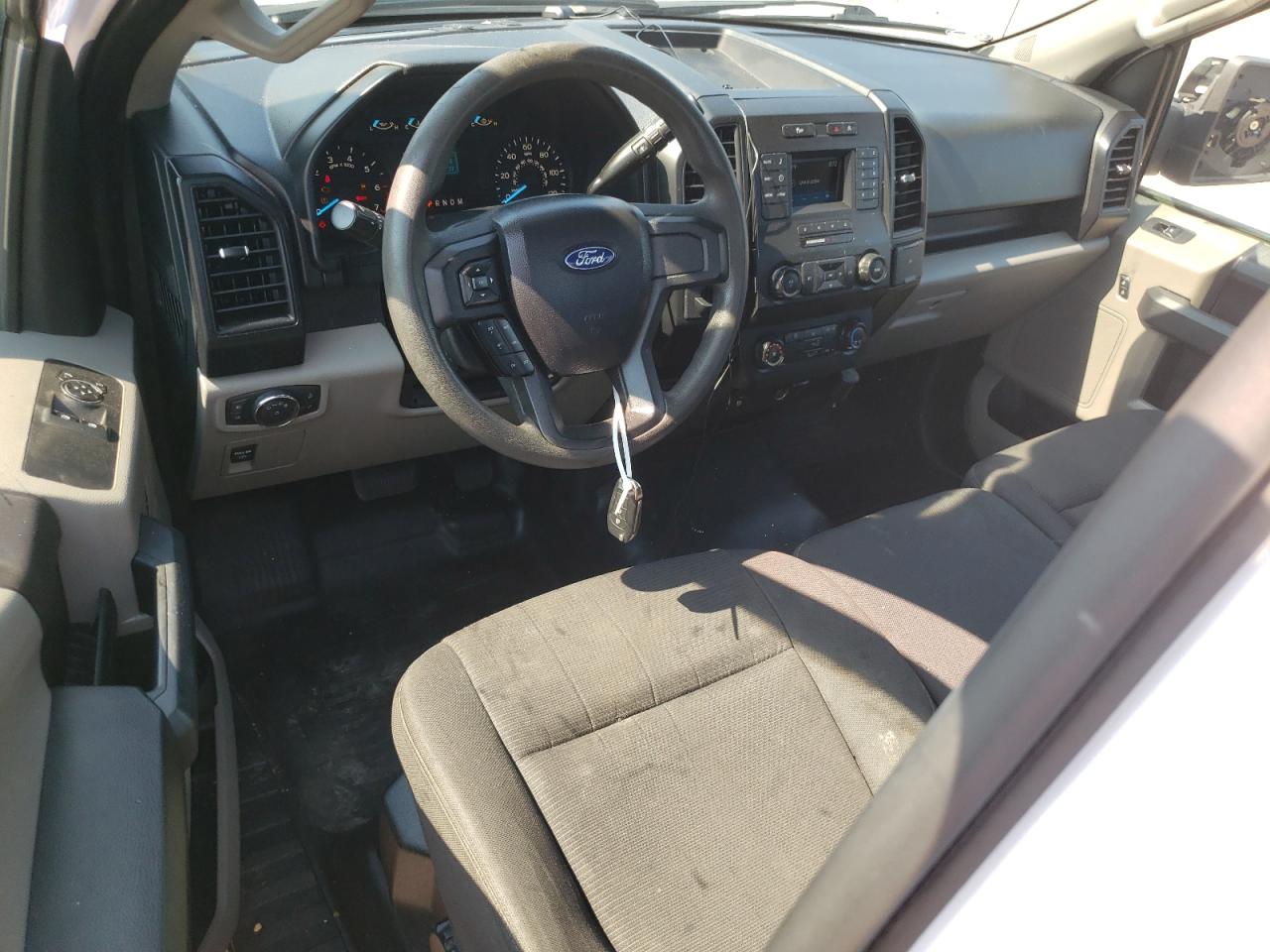 2019 Ford F150 VIN: 1FTMF1C57KKD92060 Lot: 62330254