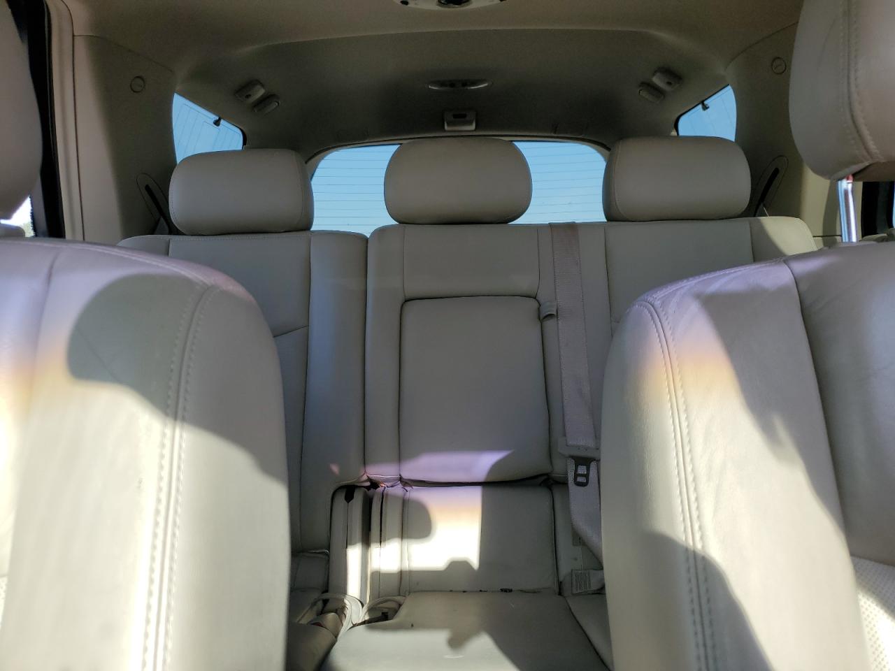 2005 Cadillac Srx VIN: 1GYEE637450143909 Lot: 63000984