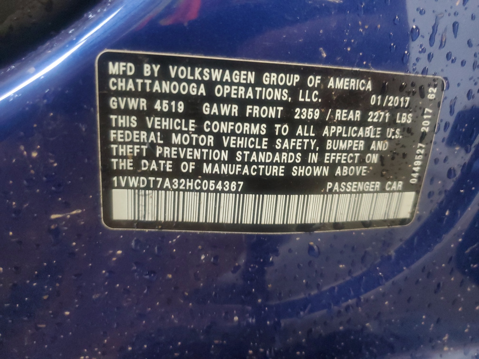 1VWDT7A32HC054367 2017 Volkswagen Passat R-Line