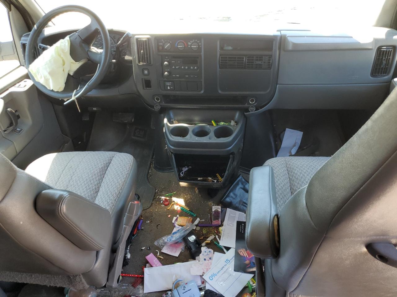 2006 Chevrolet Express G2500 VIN: 1GAGG25V861205944 Lot: 63333704