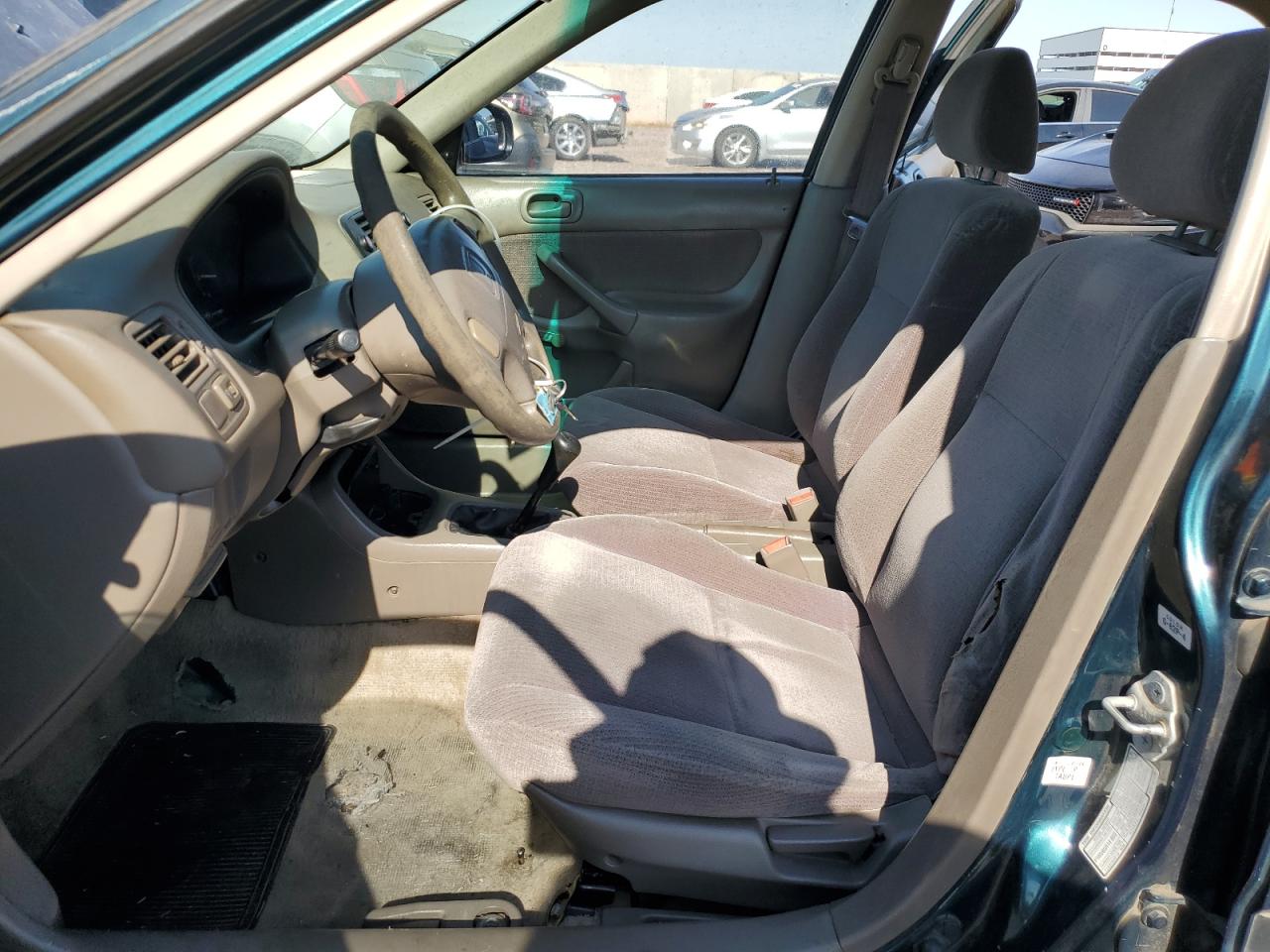 1998 Honda Civic Dx VIN: 2HGEJ6523WH530677 Lot: 60392904