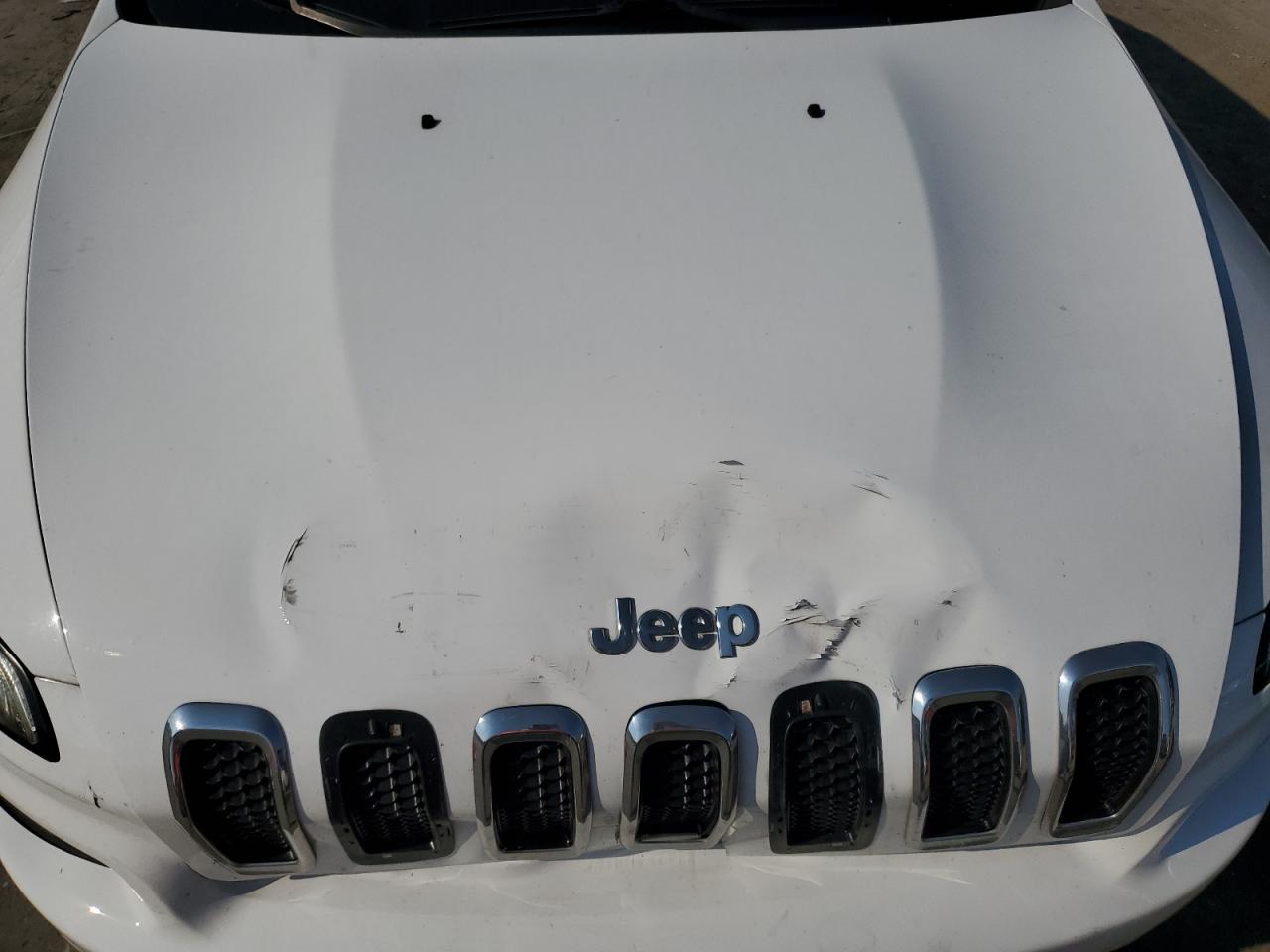 2015 Jeep Cherokee Latitude VIN: 1C4PJLCB5FW781548 Lot: 62869864