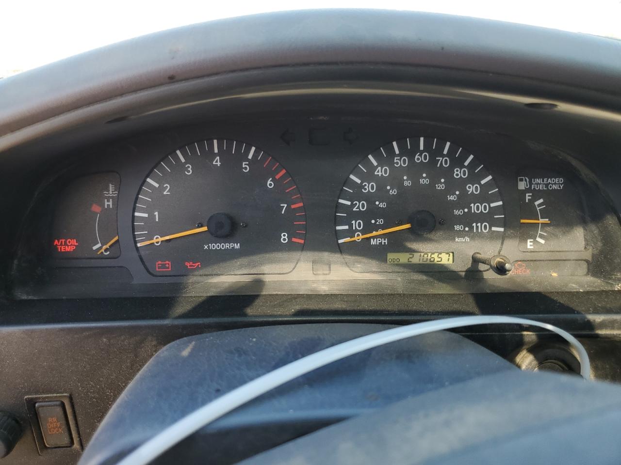 1998 Toyota Tacoma Xtracab Limited VIN: 4TAWN74N5WZ163799 Lot: 64722414