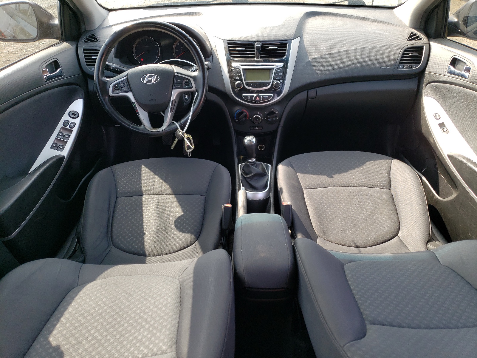 KMHCU5AE2DU137315 2013 Hyundai Accent Gls