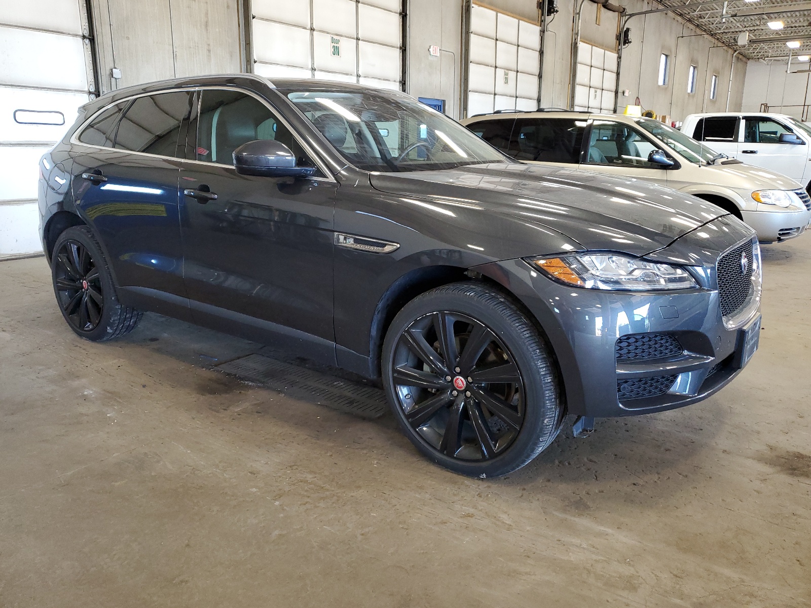 SADCK2EV1JA252914 2018 Jaguar F-Pace Prestige