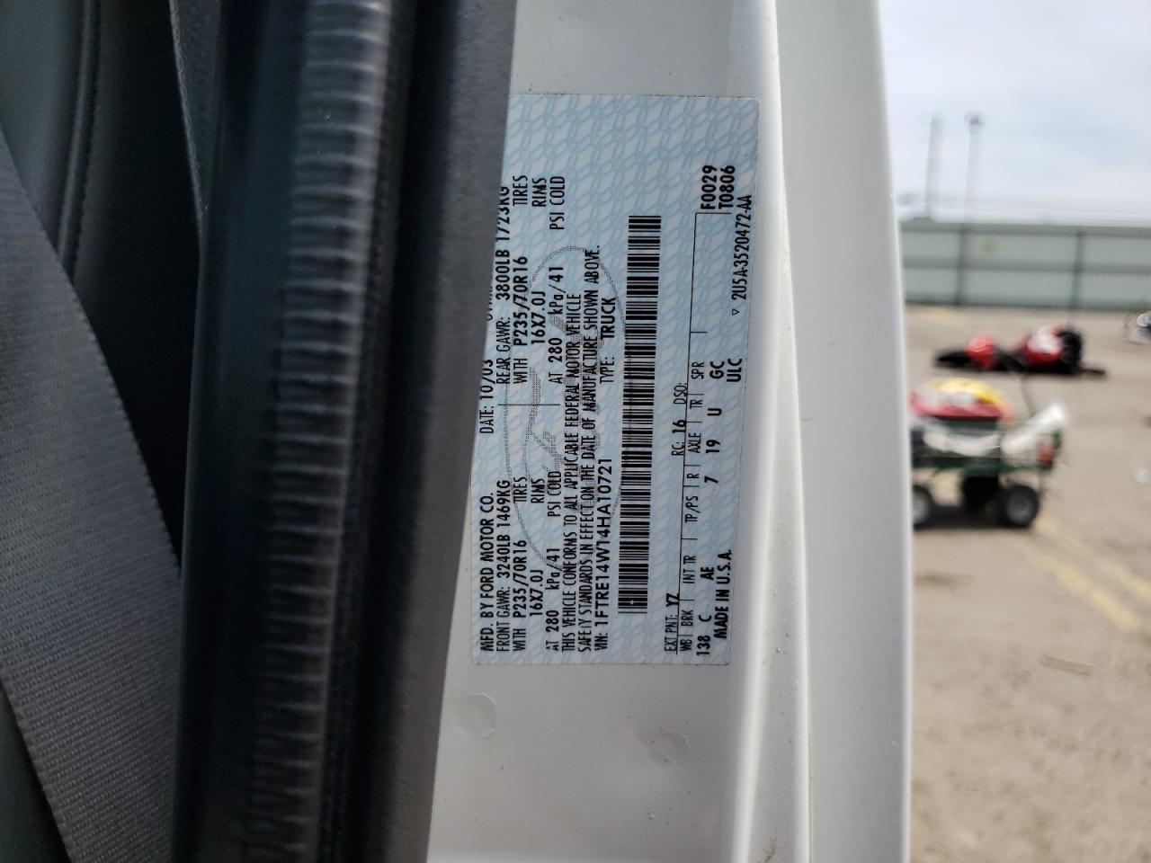 2004 Ford Econoline E150 Van VIN: 1FTRE14W14HA10721 Lot: 64638484