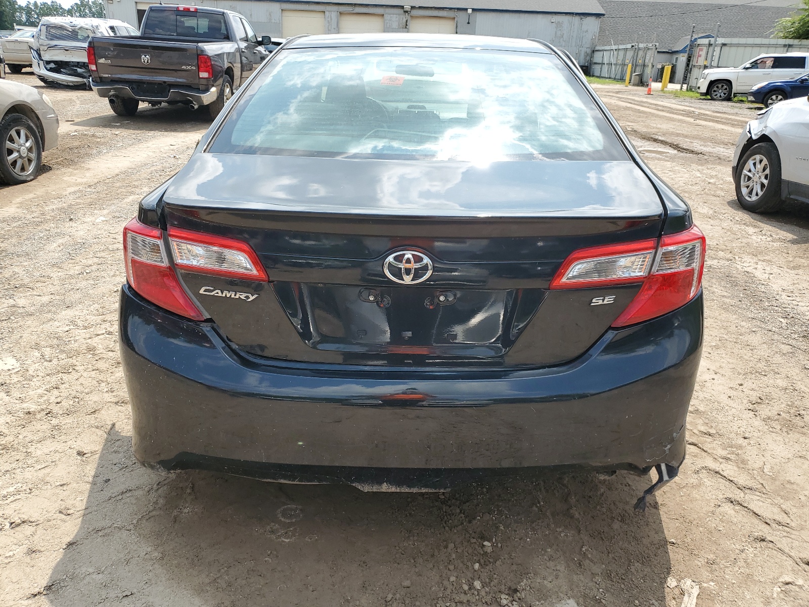 2014 Toyota Camry L vin: 4T1BF1FK1EU857414