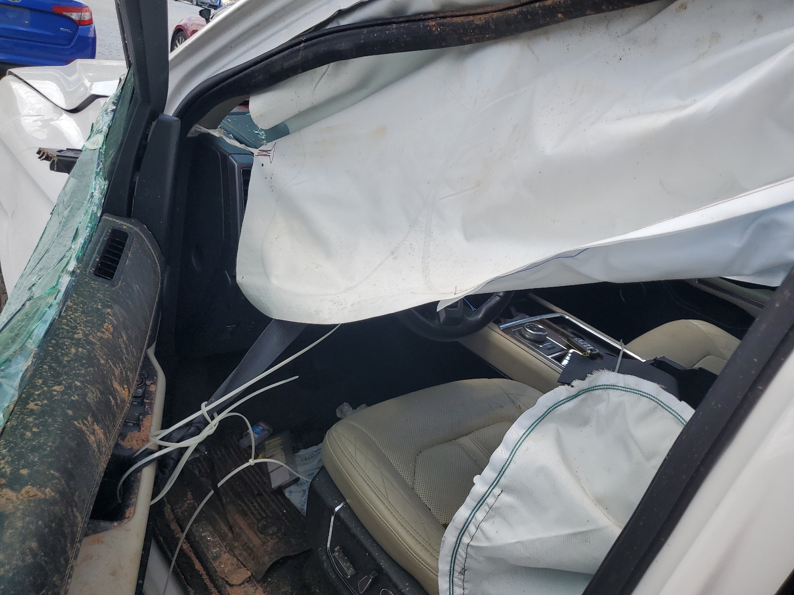 1FMJU1LT9KEA75186 2019 Ford Expedition Platinum