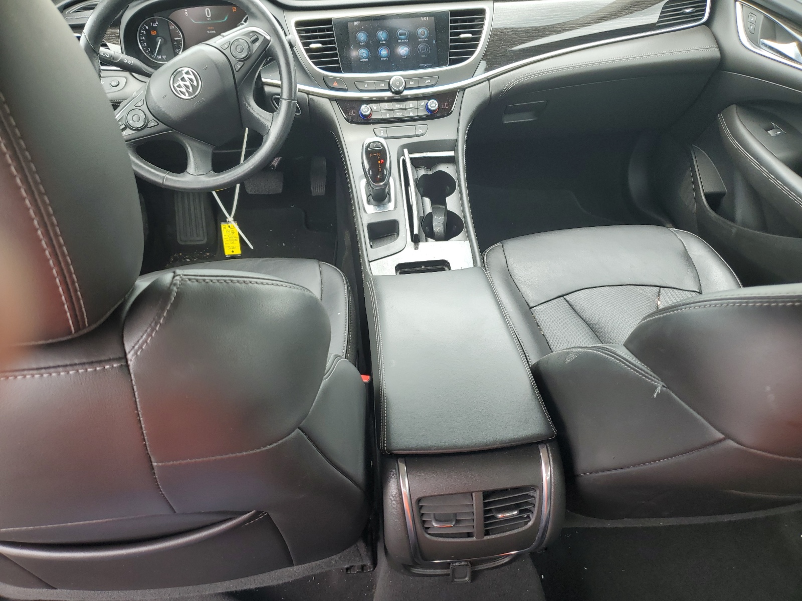 1G4ZP5SS8HU210294 2017 Buick Lacrosse Essence