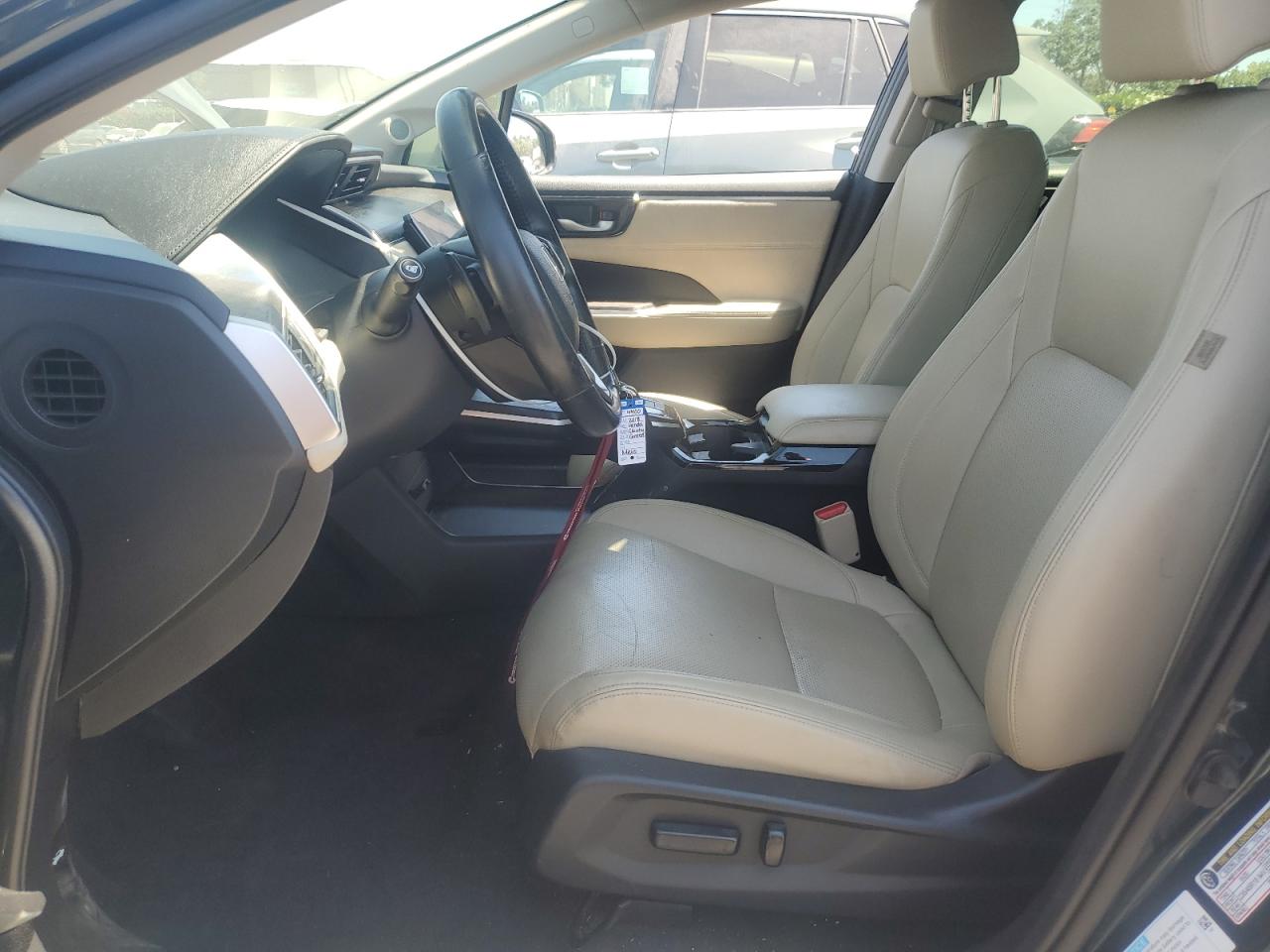 2018 Honda Clarity Touring VIN: JHMZC5F39JC000431 Lot: 65031844