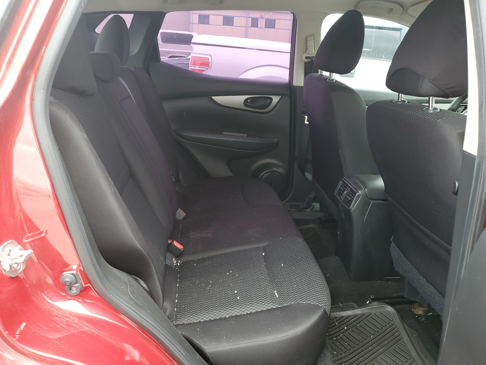 JN1BJ1CP0KW217068 2019 Nissan Rogue Sport S