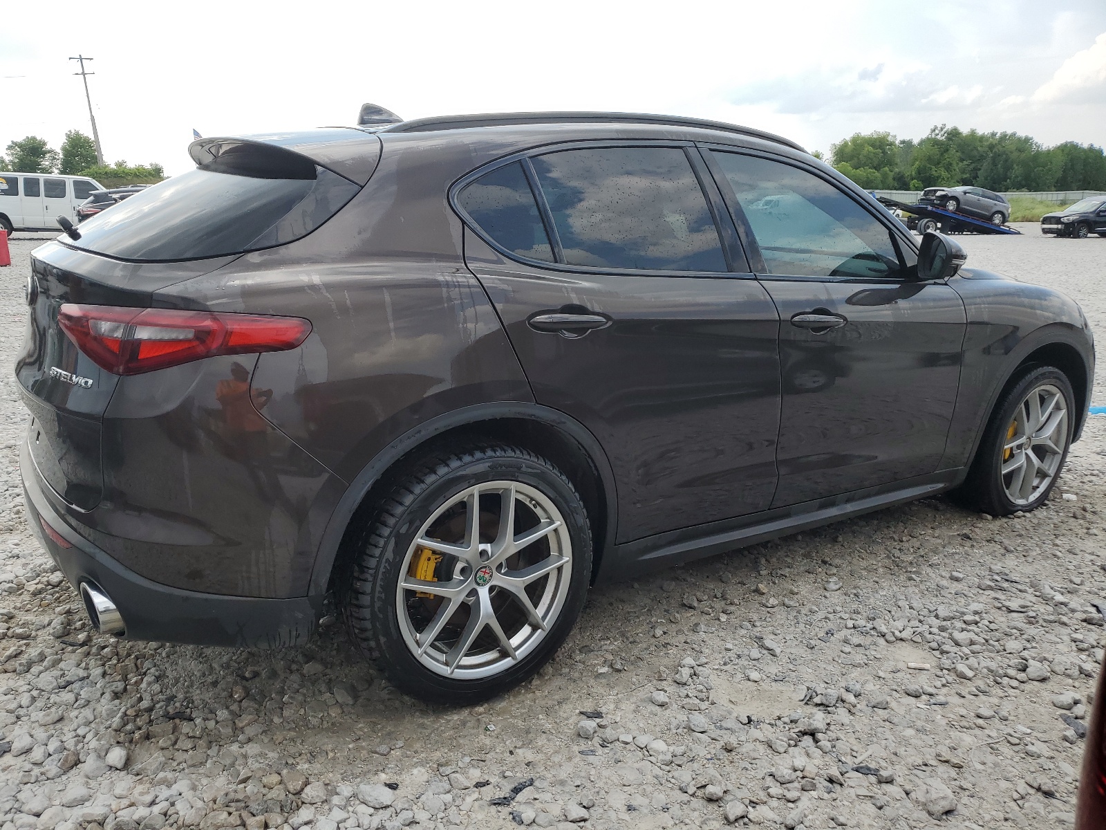 2018 Alfa Romeo Stelvio Ti Sport vin: ZASFAKNN3J7C28744