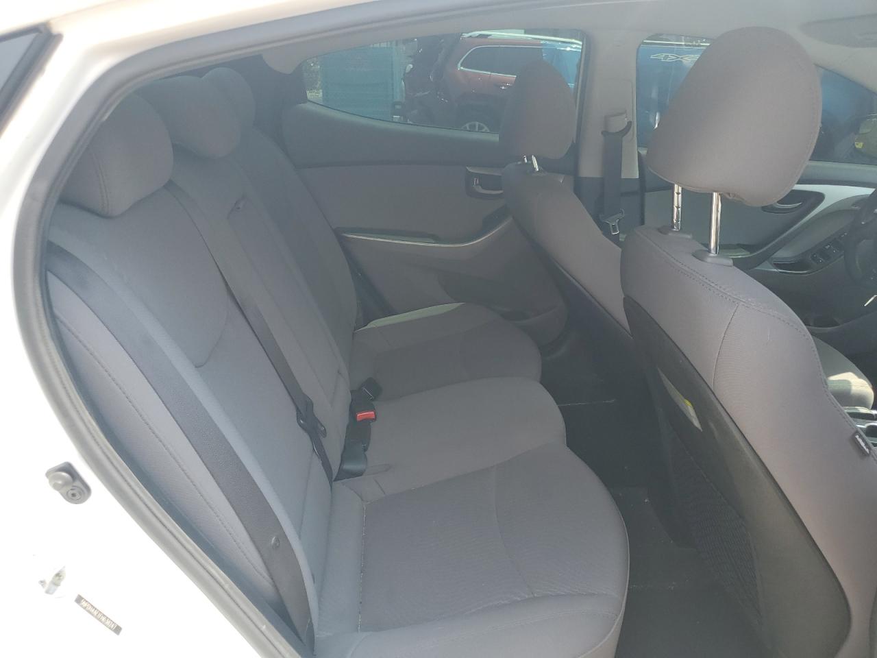 2015 Hyundai Elantra Se VIN: 5NPDH4AE1FH638247 Lot: 60999624