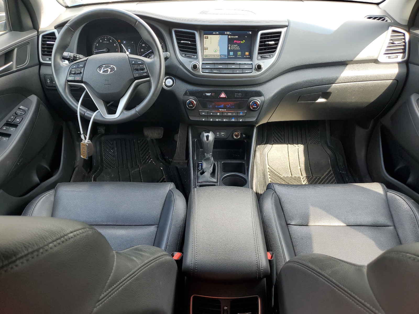 KM8J3CA2XJU683618 2018 Hyundai Tucson Value
