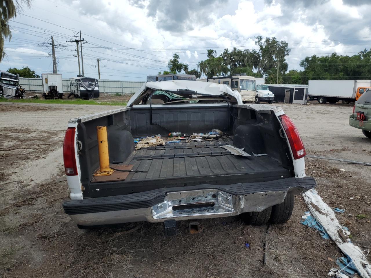 1996 Chevrolet Gmt-400 C3500 VIN: 1GCHC39F9TE166933 Lot: 61915354